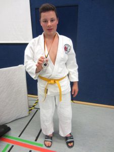 Philipp Binkele aus Spöck gewann im Jiu-Jitsu die Goldmedaille